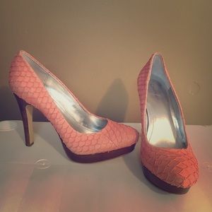 Calvin Klein Kendall Coral Heel